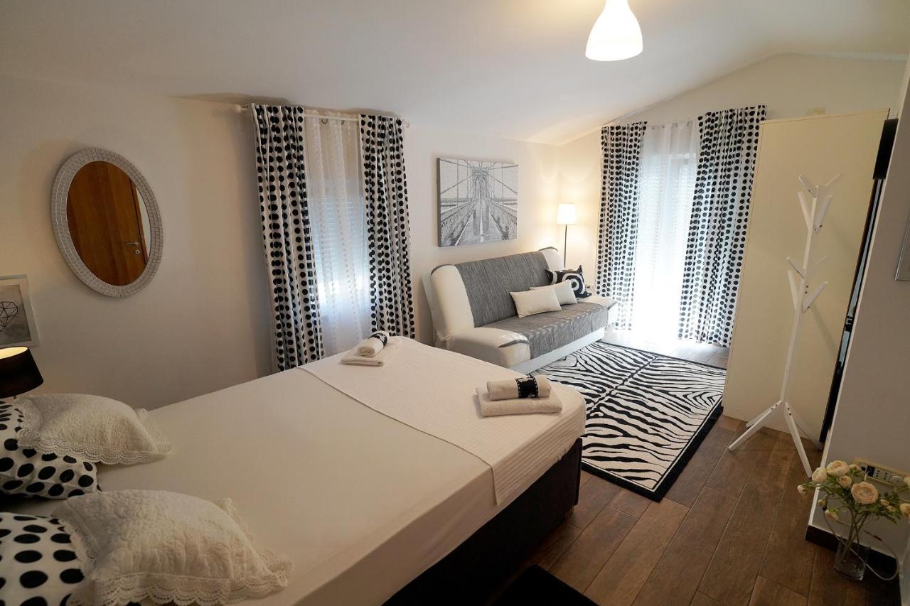 Kaštela Villa Tago With Heated New Pool מראה חיצוני תמונה