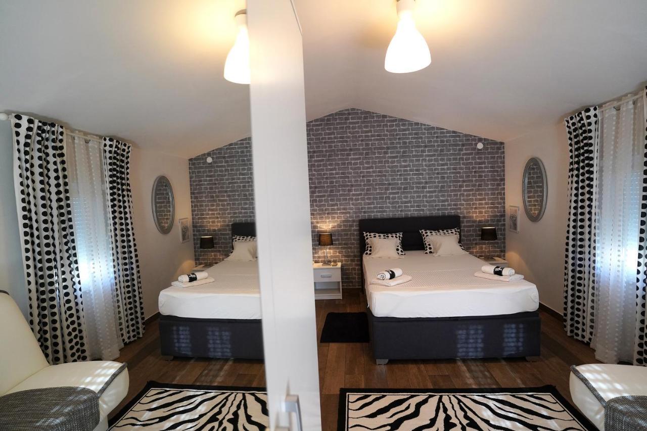Kaštela Villa Tago With Heated New Pool מראה חיצוני תמונה