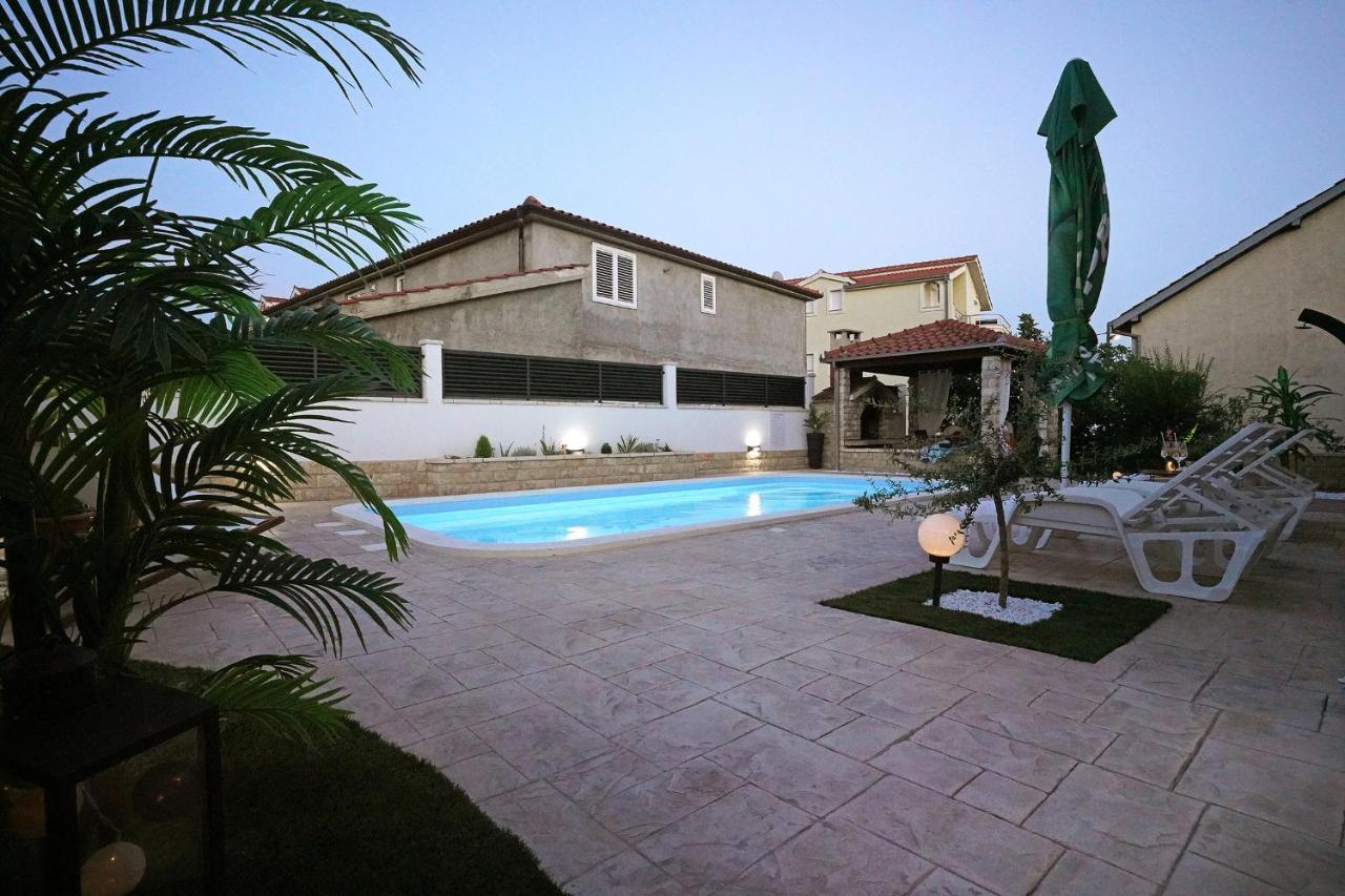 Kaštela Villa Tago With Heated New Pool מראה חיצוני תמונה