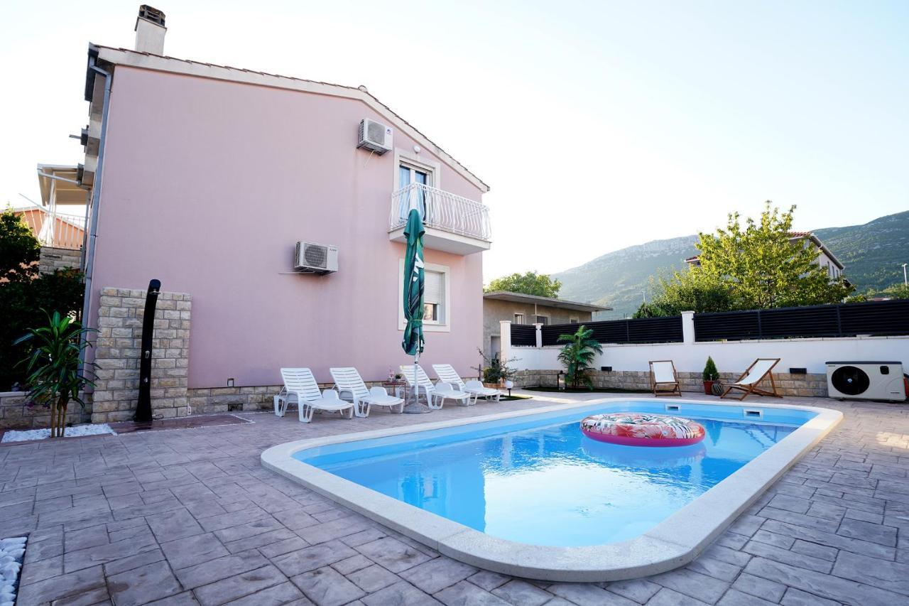 Kaštela Villa Tago With Heated New Pool מראה חיצוני תמונה