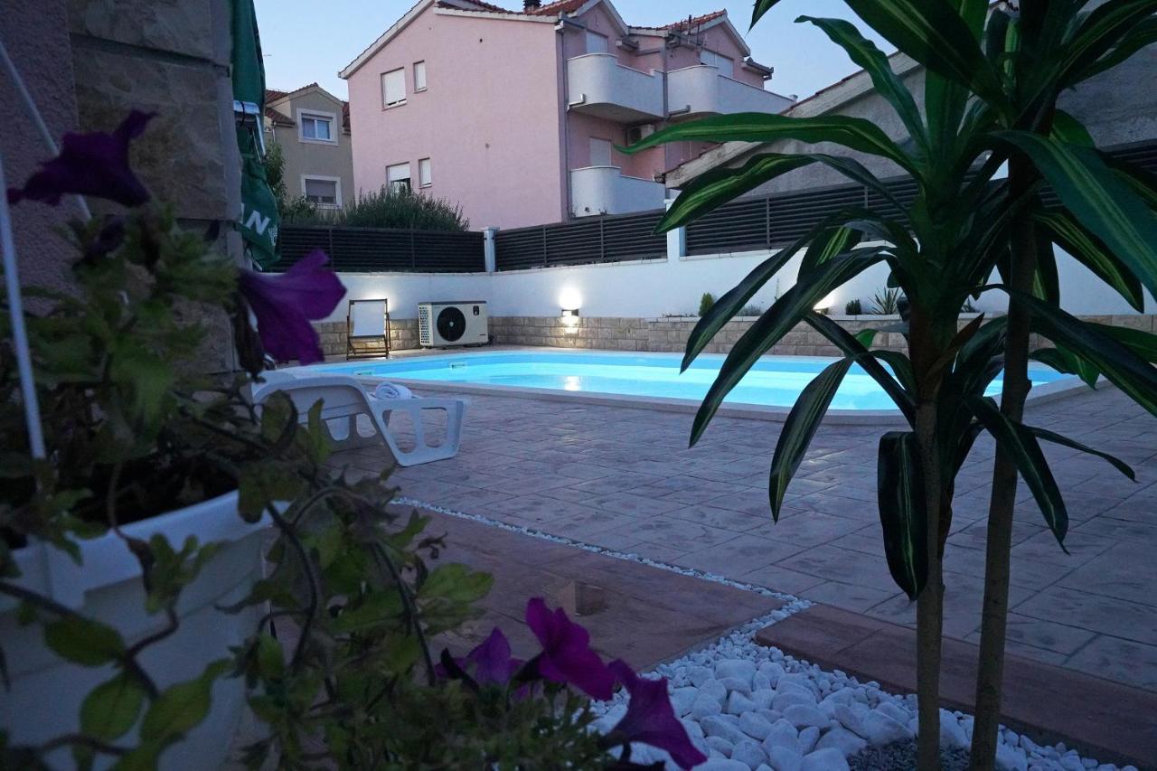 Kaštela Villa Tago With Heated New Pool מראה חיצוני תמונה